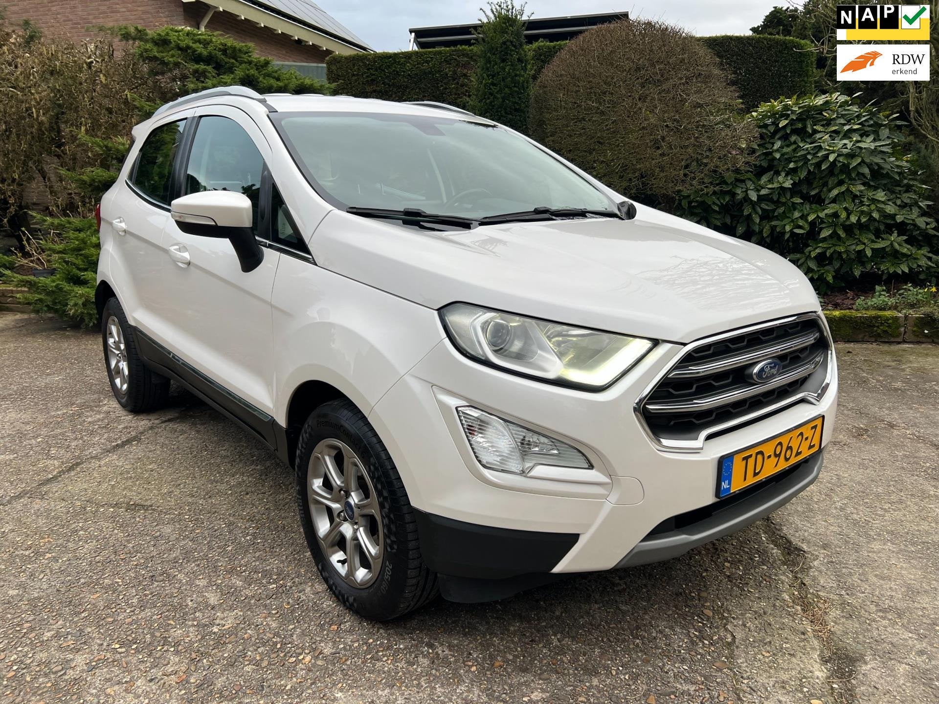 Ford EcoSport 1.0 EcoBoost Titanium, Navi, PDC, 1e eigenaar,, Voorwielaandrijving, Gebruikt, Euro 6, Ecosport