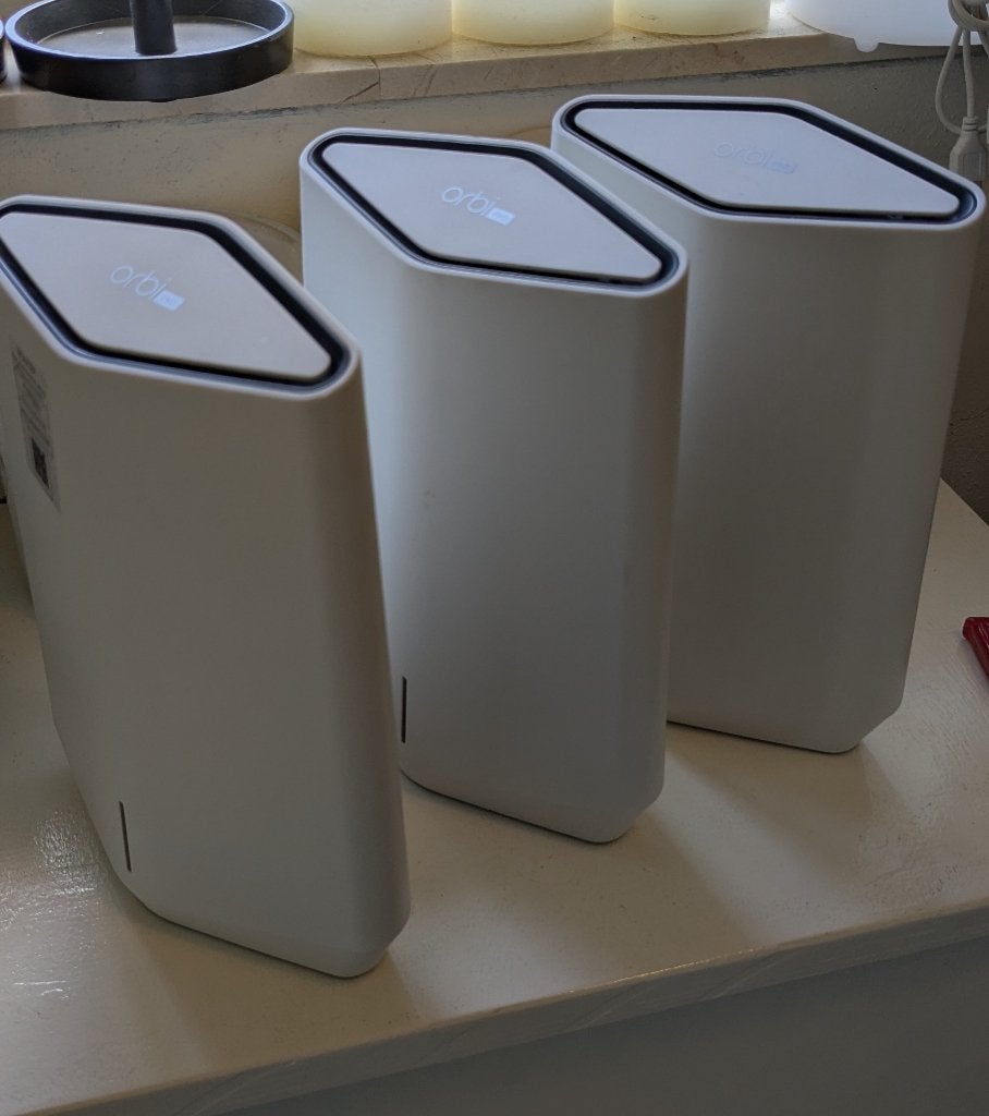 Netgear Orbi Pro Mesh AX5400 Router + 2x Satelliet, Ophalen of Verzenden, Gebruikt, Router, Netgear Orbi