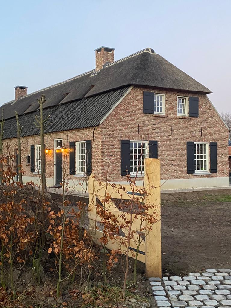 Oude gebikte metselstenen/bakstenen/gevelstenen/antieke, Ophalen of Verzenden, Zo goed als nieuw, Bakstenen