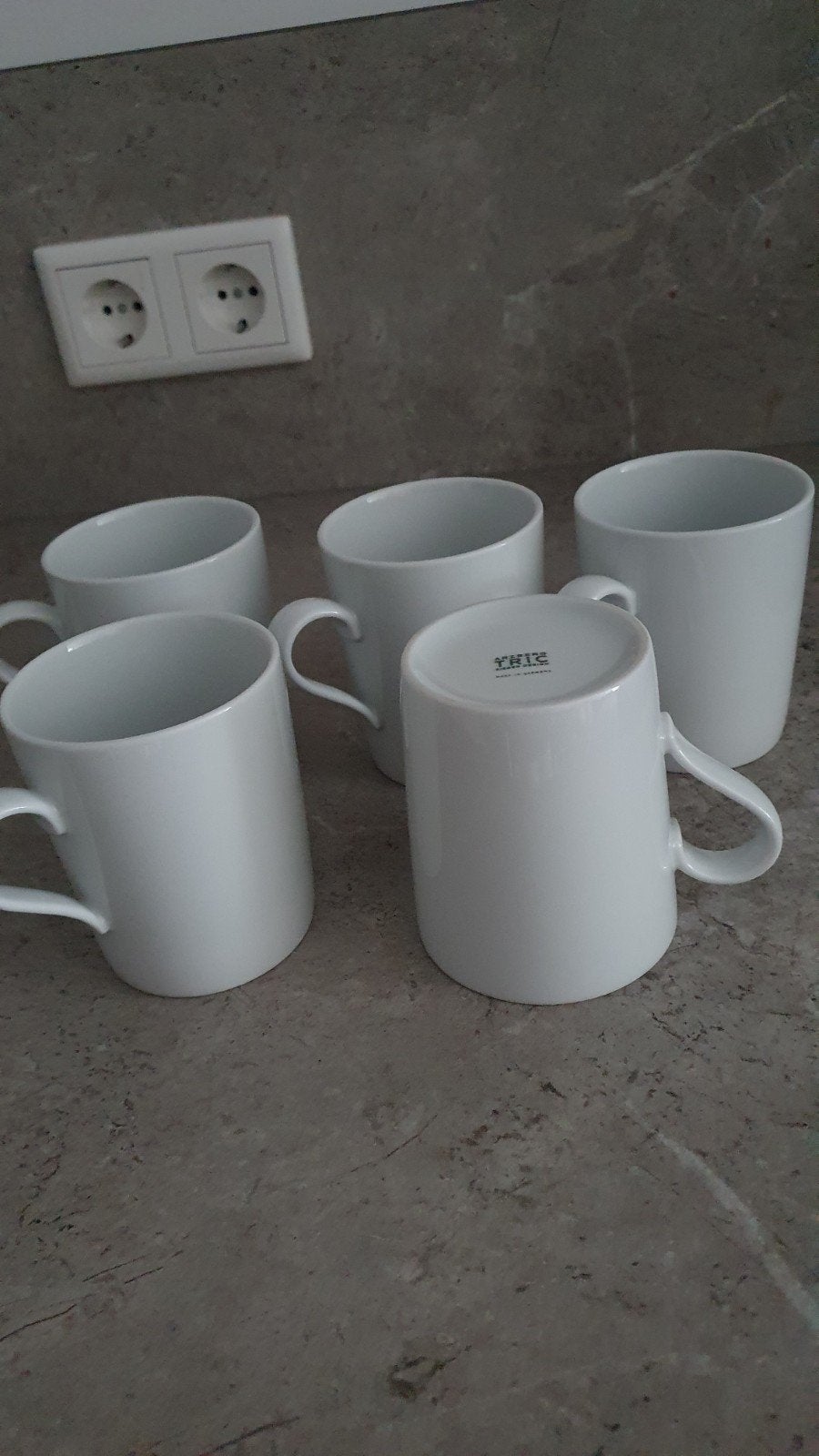 Arzberg tric koffie mokken., Huis en Inrichting, Keuken | Servies, Arzberg, Ophalen of Verzenden, Zo goed als nieuw, Overige stijlen