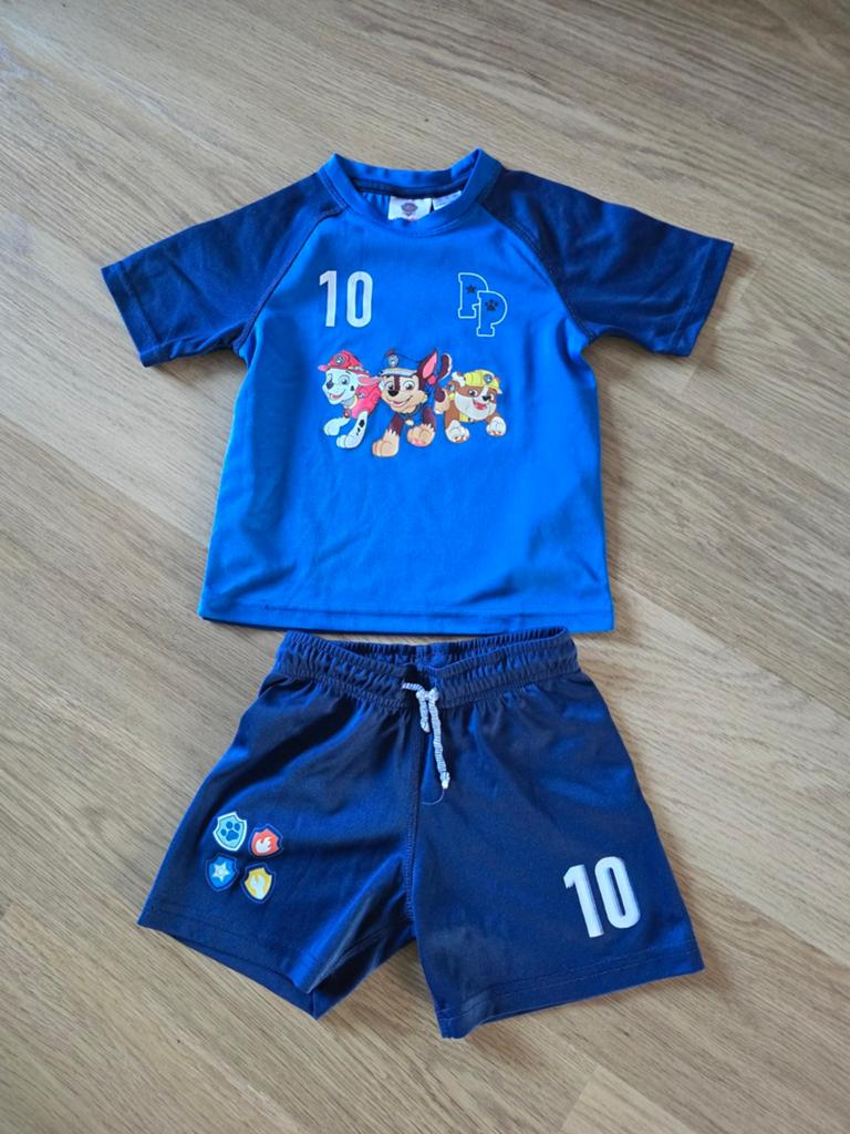 Gymkleren / sportshirt en short, Kinderen en Baby's, Kinderkleding | Maat 104, Ophalen