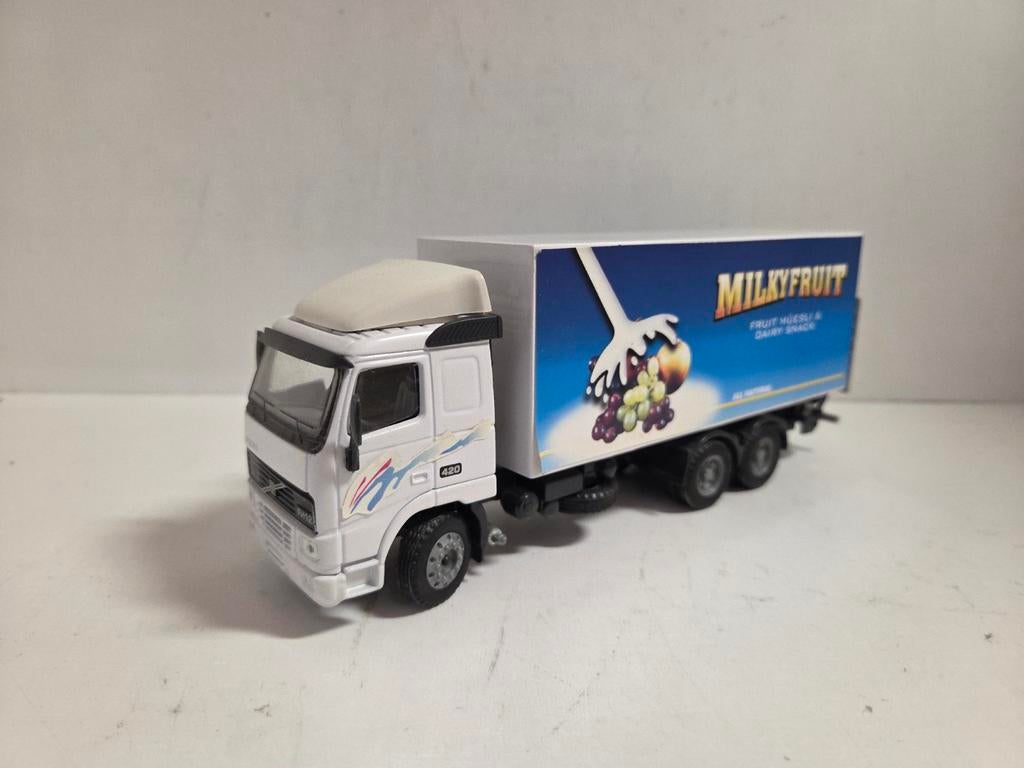 Joal Volvo FH12 Milkyfruit 1:50, Overige merken, ., Ophalen of Verzenden, Zo goed als nieuw