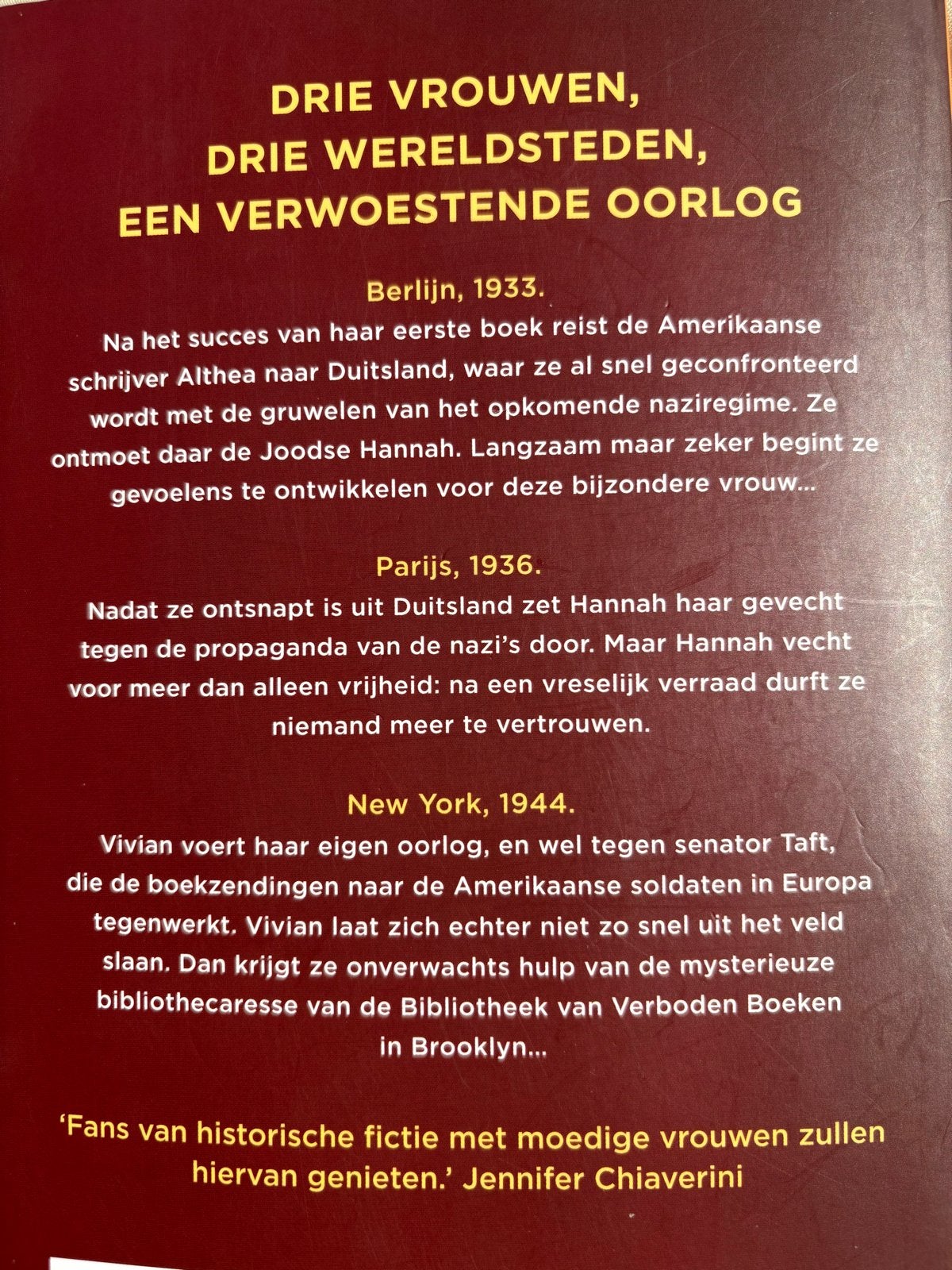 De Bibliotheek van Verboden Boeken - Brianna Labuskes, Ophalen of Verzenden, Zo goed als nieuw, Nederland