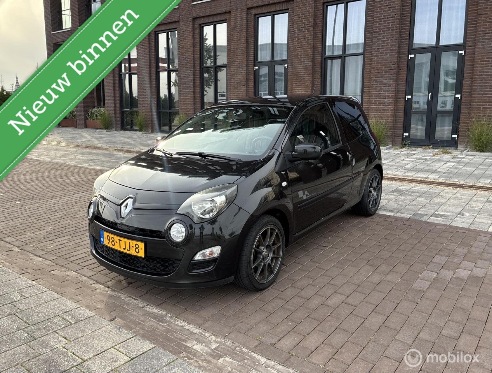 Renault Twingo 1.2 16V Dynamique Sport Cruise Airco NAP, Voorwielaandrijving, Twingo, Gebruikt, 4 cilinders