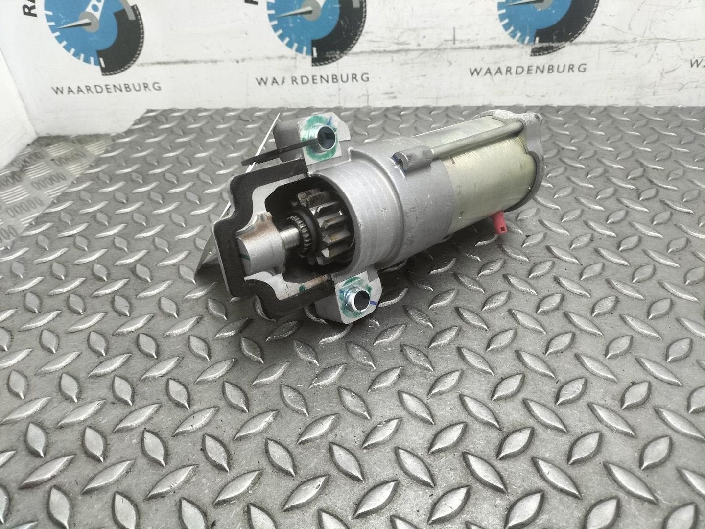 FORD KUGA Titanium STARTMOTOR PZ1T11000BA 2024, Ophalen of Verzenden, Gebruikt, Stiba lid
