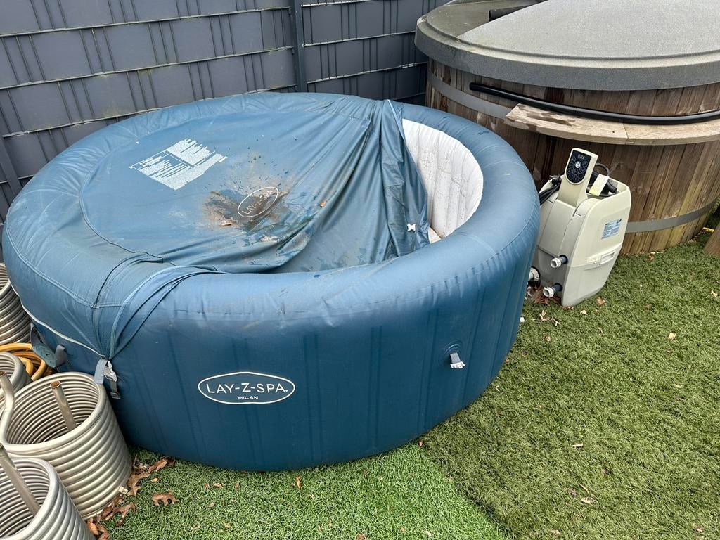 Werkende Lay-Z-Spa (opblaasbare jacuzzi), Ophalen, Zo goed als nieuw, Pomp