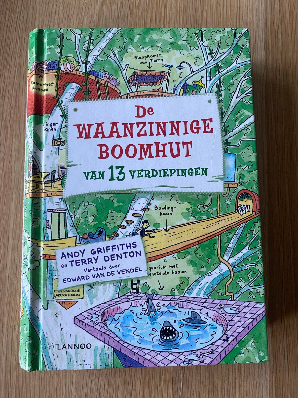 De Waanzinnige Boomhut van 13 Verdiepingen - Andy Griffiths, Ophalen of Verzenden, Gelezen