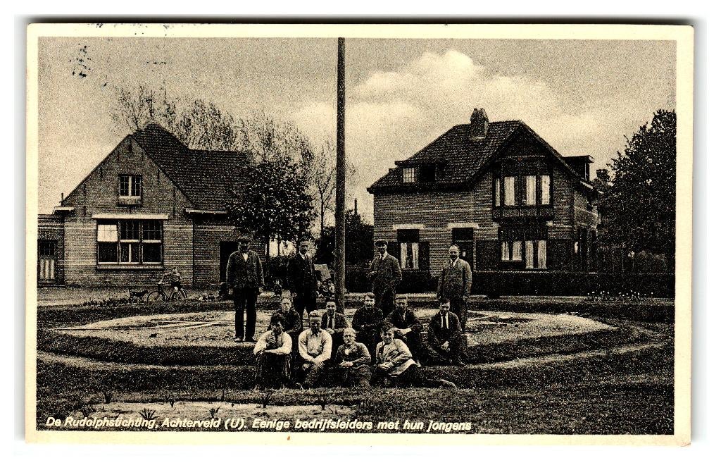 Achterveld, De Rudolphstichting - Eenige bedrijfsleiders, Verzamelen, Ansichtkaarten | Nederland, Ophalen of Verzenden, 1940 tot 1960