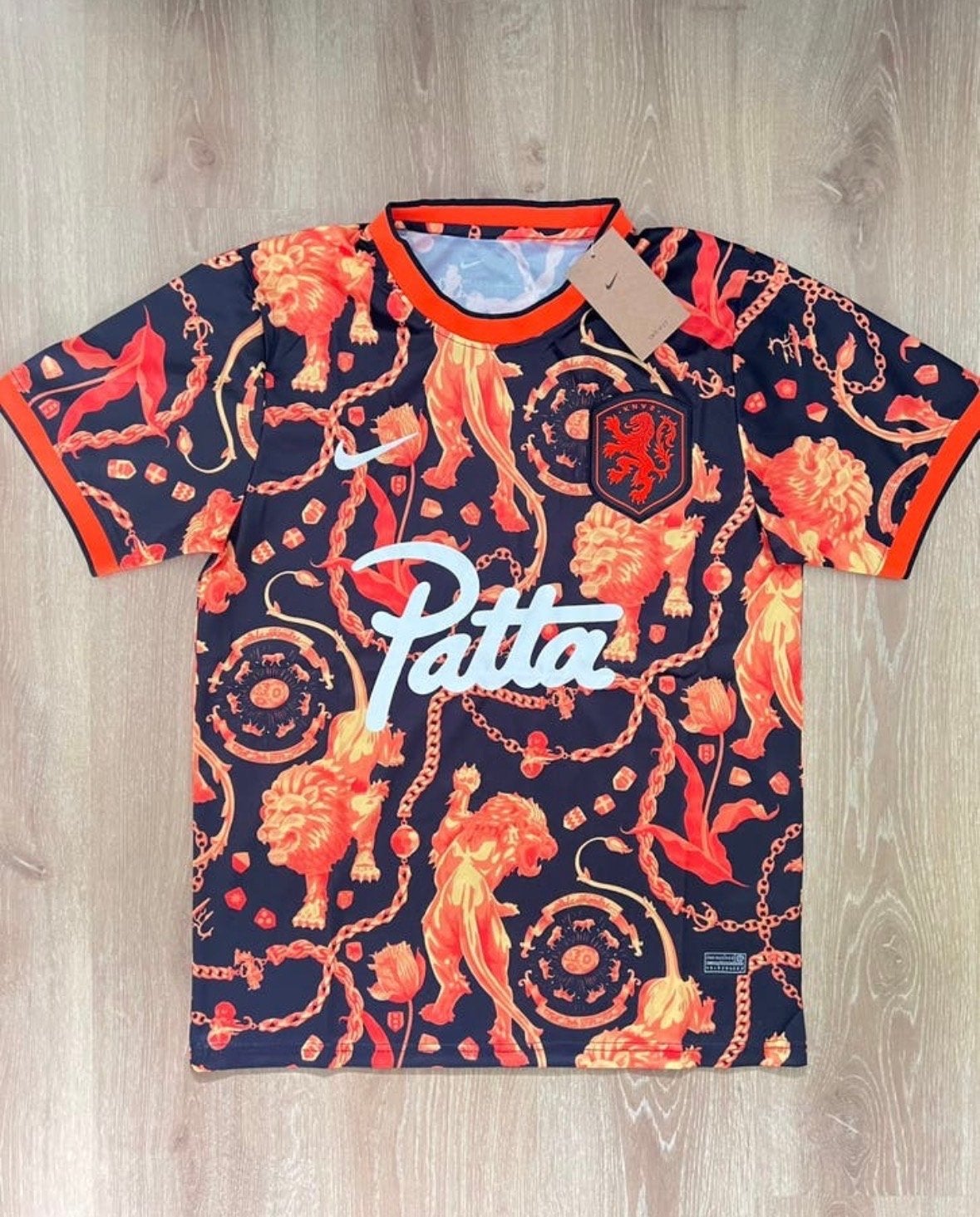 Patta x Nike x KNVB Voetbalshirt Oranje Leeuw (maat M), Meerkleurig, Nieuw, Overige maten, Ophalen of Verzenden