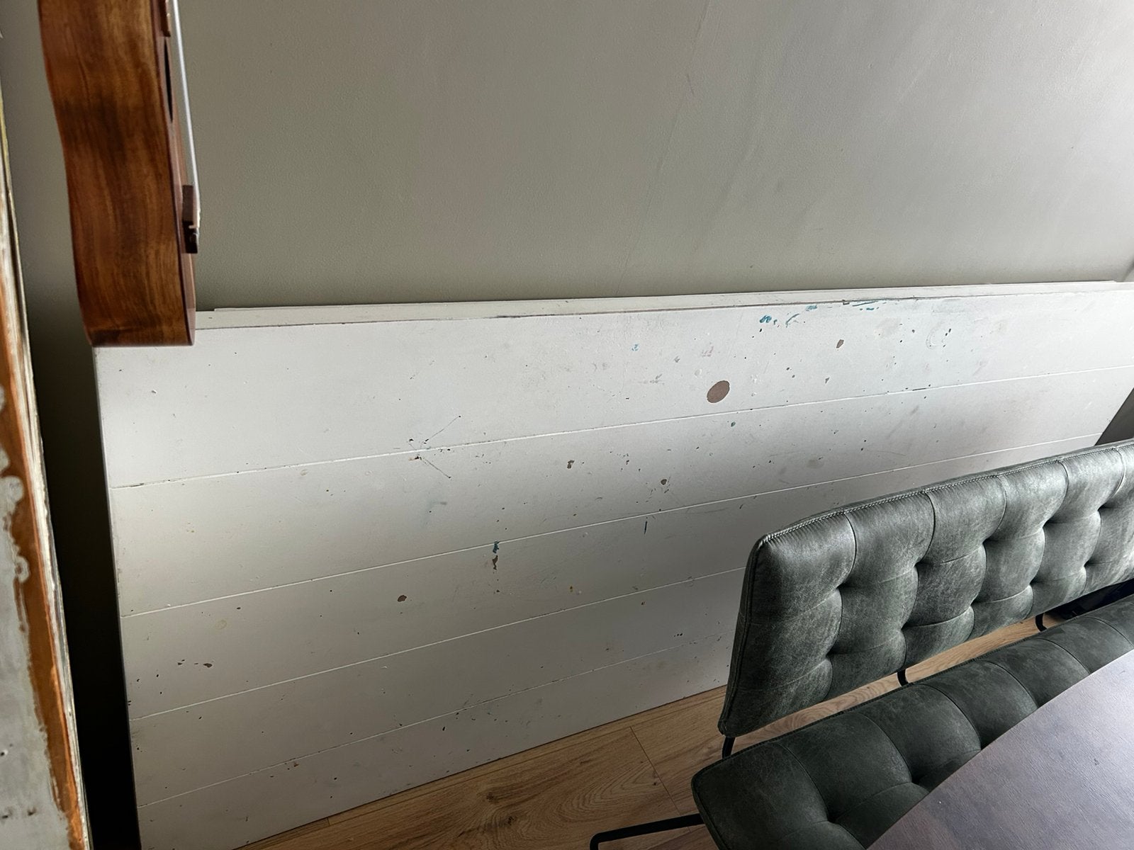 Gratis witte eettafel 2.20 x 1.00 massief hout, Huis en Inrichting, Tafels | Eettafels, Ophalen, 200 cm of meer, 50 tot 100 cm
