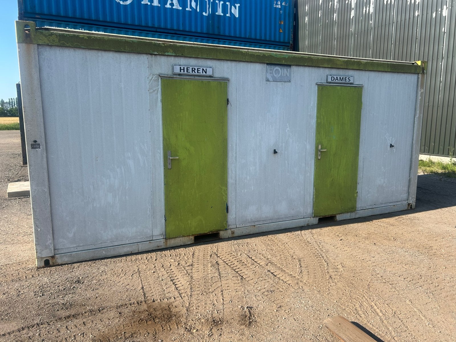 Toiletunit met 3 dames, 1 heren en 3 urinoirs, Ophalen of Verzenden