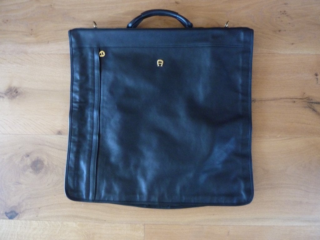 Etienne Aigner zwarte echt leren kledingtas, reistas, zgan, 40 tot 60 cm, 30 cm of meer, Verzenden, Zwart