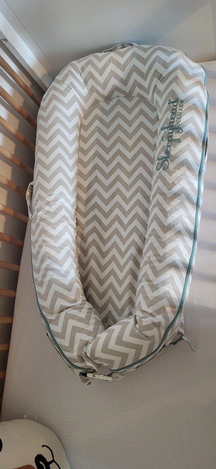 Sleepyhead Deluxe baby nestje - grijs chevron, Kinderen en Baby's, Ophalen of Verzenden, Gebruikt, Overige typen