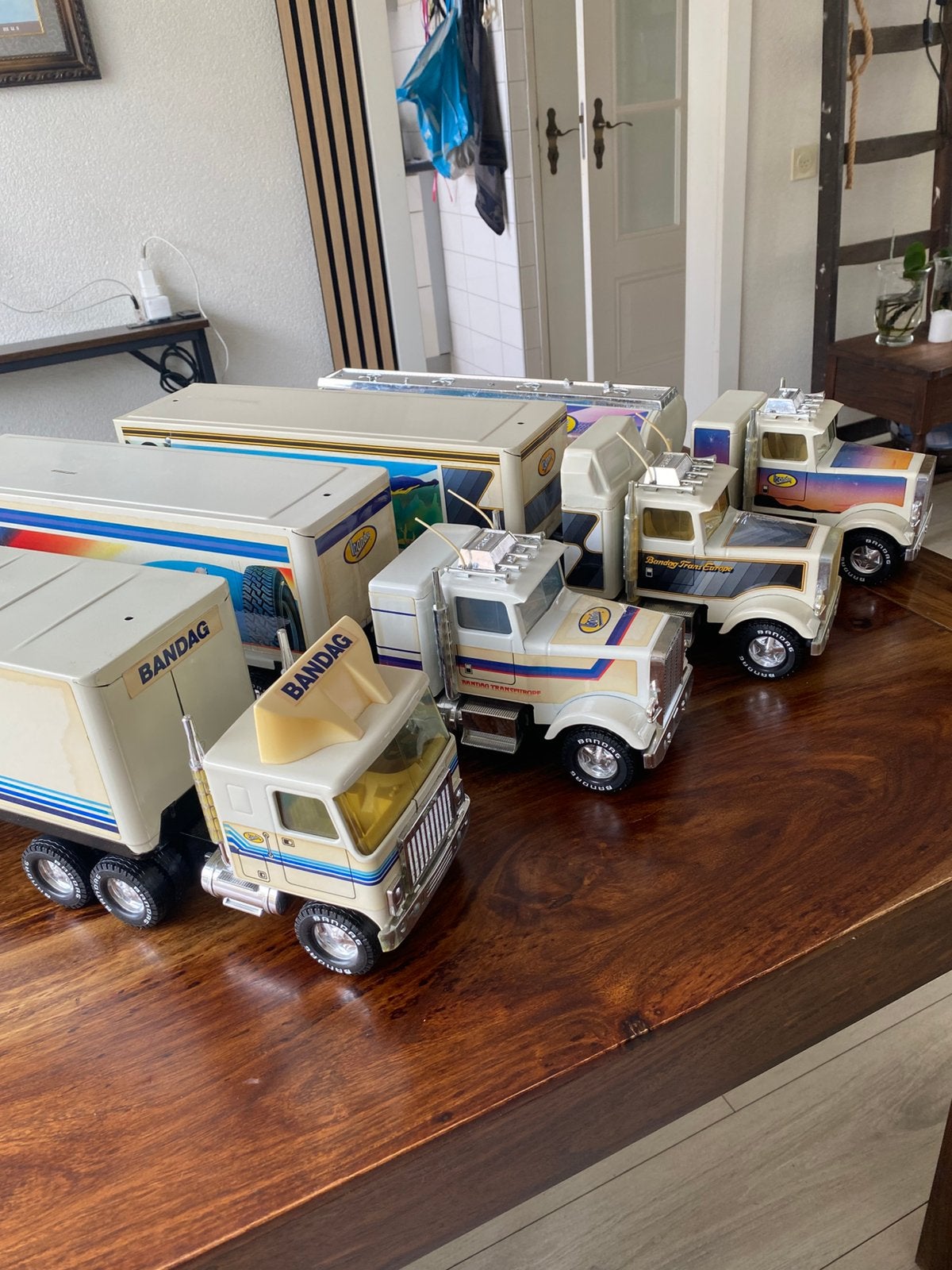 4 vintage Nylint Mack trucs, Hobby en Vrije tijd, Ophalen, Zo goed als nieuw, Bus of Vrachtwagen