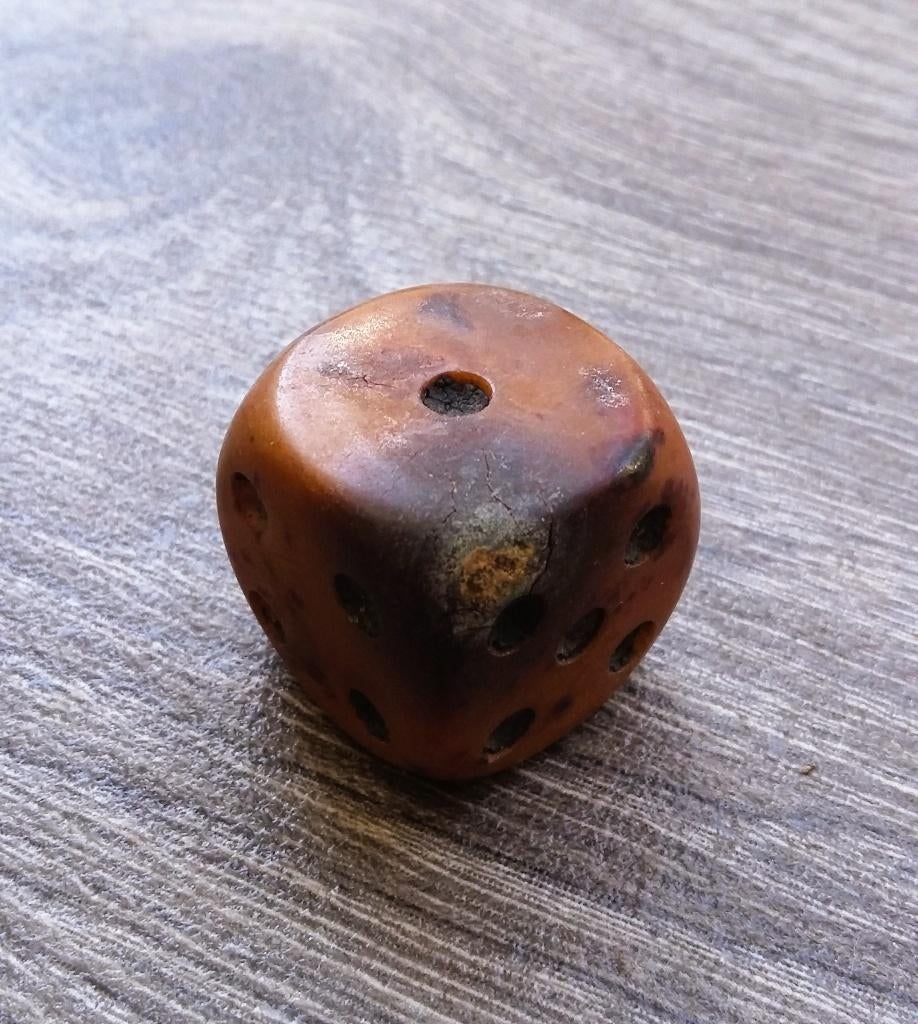 17 de eeuw Bodemvondst Been Benen Dobbelsteen Spel Trictrac, Ophalen of Verzenden