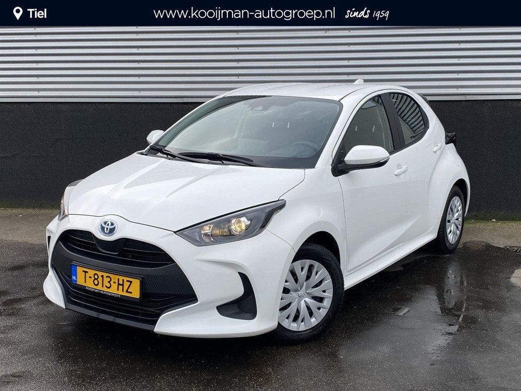 Toyota Yaris 1.5 Hybrid Active 1e eign. Nieuw geleverd, adap, Auto's, Toyota, Bedrijf, Te koop, Yaris, ABS, Achteruitrijcamera