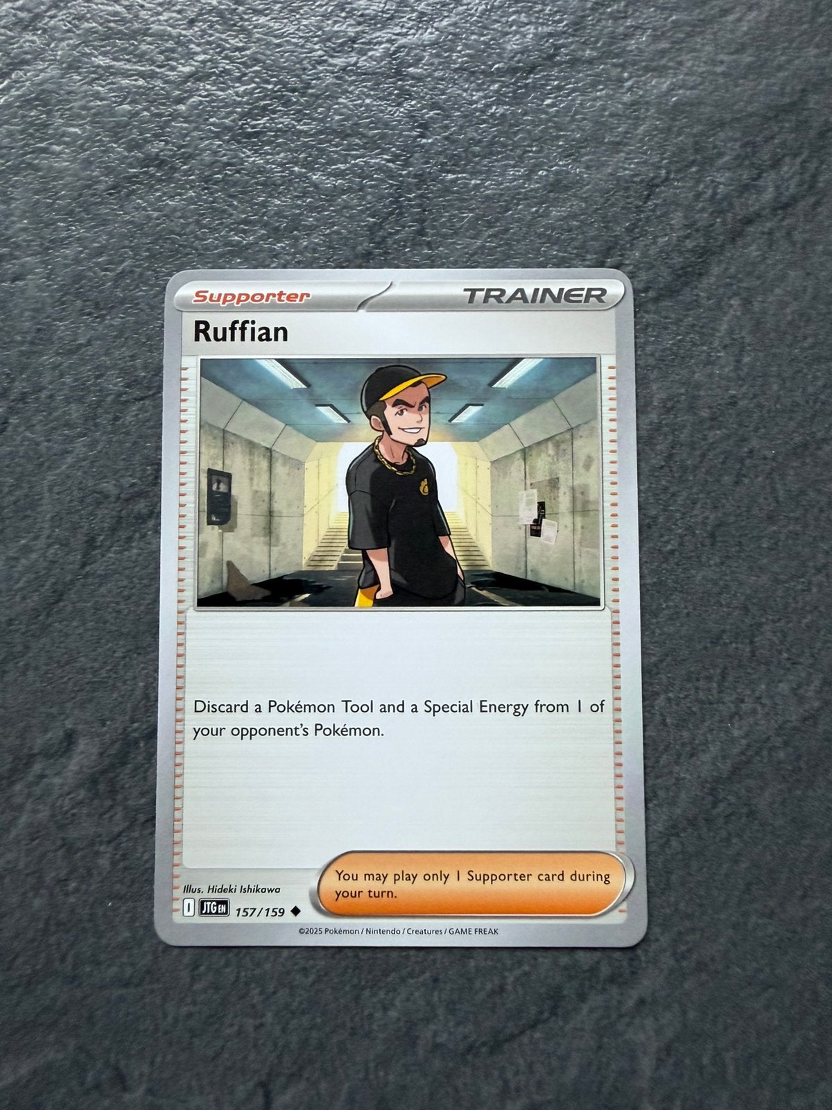 Ruffian, Ophalen of Verzenden, Zo goed als nieuw