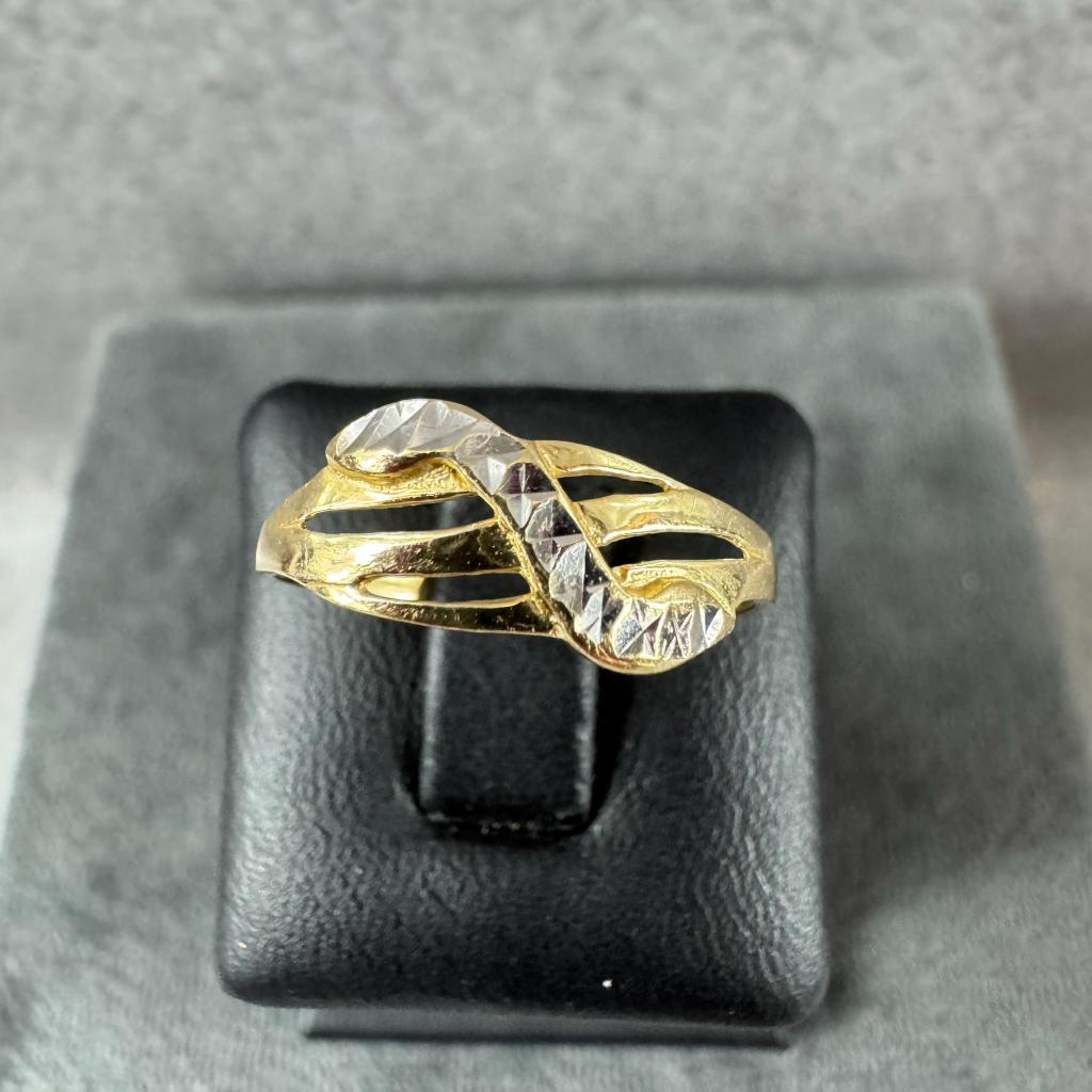 Gouden Ring | 14k | 1,21g | bicolor slagring |16,25 | 408083, Gebruikt, Ophalen of Verzenden, Kleiner dan 17, Dame