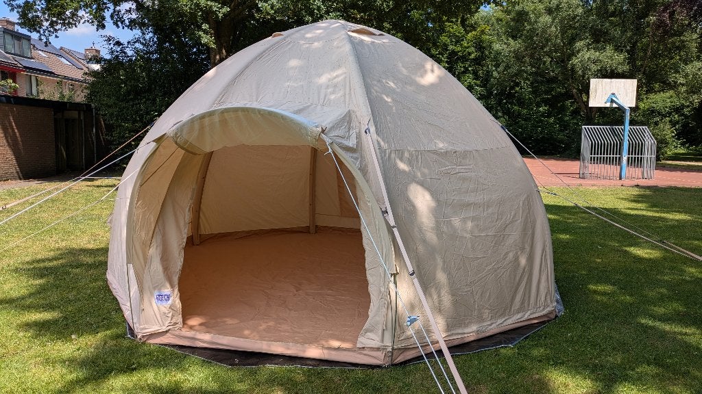 Nova Air Dome Tent 5m - zo goed als nieuw, Caravans en Kamperen, Tenten, Ophalen, Zo goed als nieuw, Tot en met 6