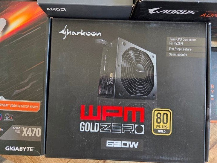 Foto 5 van Gaming PC onderdelen – RTX 2060 Super / Ryzen 7 / 32GB RGB /