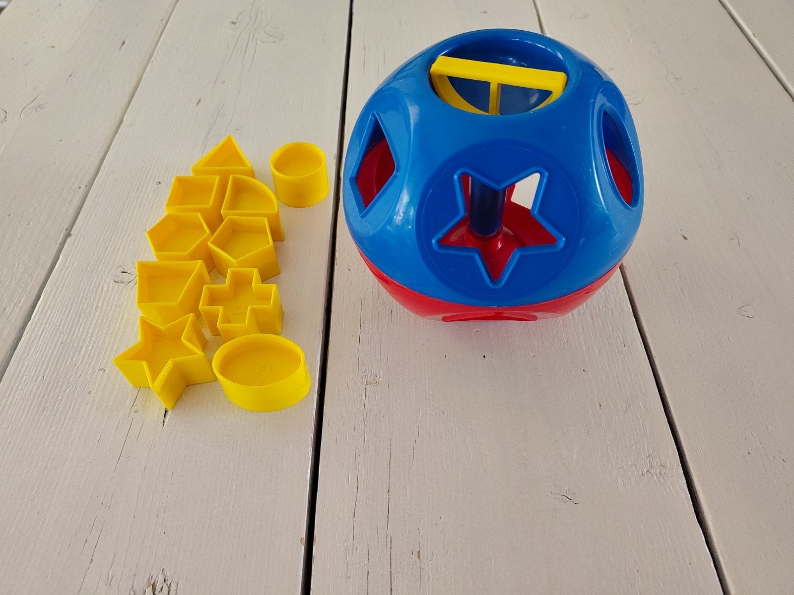 Vintage Hollebol van Tupperware - 10 vormen/figuren, Ophalen of Verzenden, Gebruikt, Puzzelen
