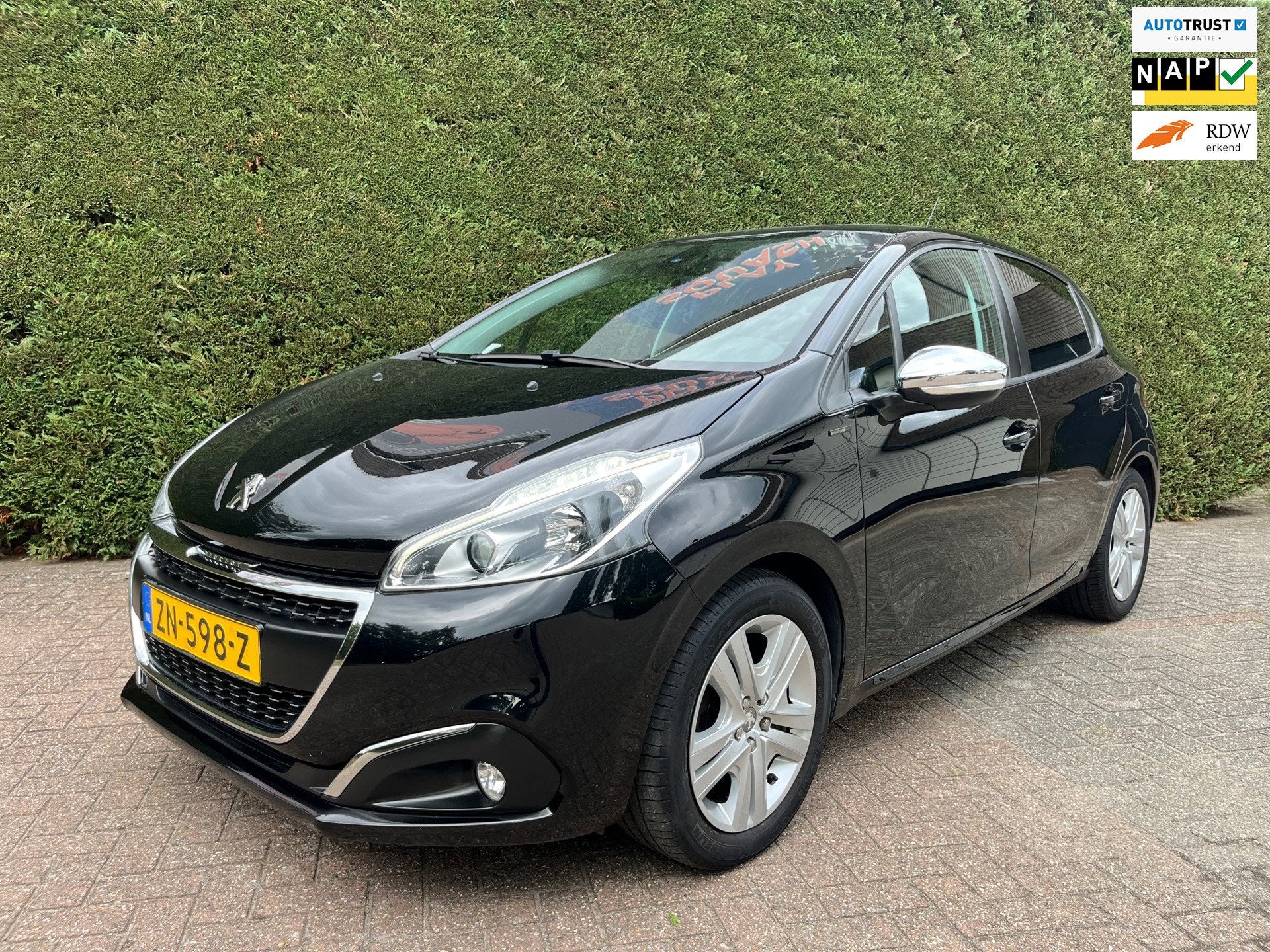 Peugeot 208 1.2 Signature, Apple-carplay, PDC, Led, Cruise,, Auto's, Euro 6, 1199 cc, Zwart, Origineel Nederlands