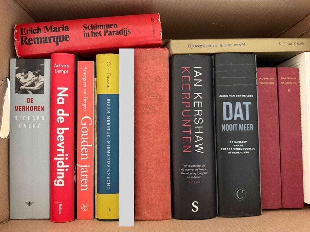 Verhuisdoos vol boeken 2e wereldoorlog, Ophalen, Gelezen, Geschiedenis en Politiek