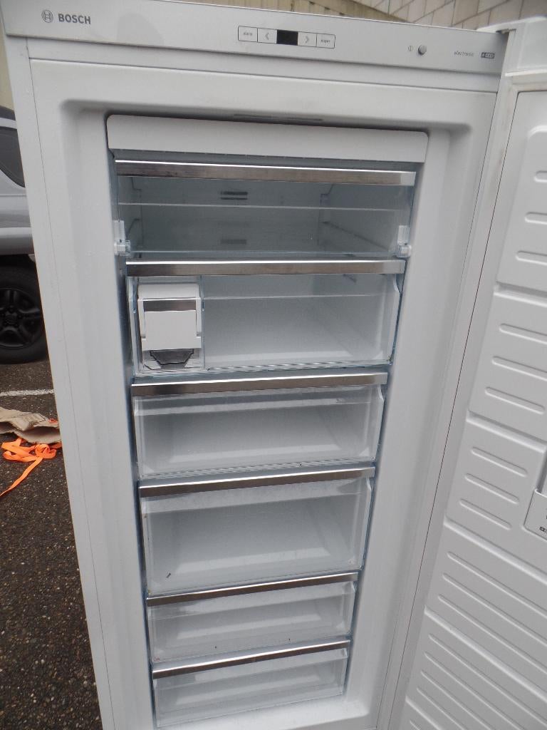 Bosch vrieskast no frost GSN51AW41 286 l A+++ 70 cm br, Witgoed en Apparatuur, Vriezers en Diepvrieskisten, Gebruikt, 160 cm of meer