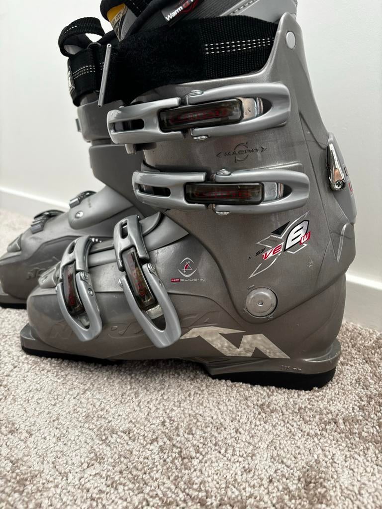 Nordica skischoenen - 20+ jaar oud, 5 seizoenen gebruikt, Sport en Fitness, Skiën en Langlaufen, Gebruikt, Schoenen, Ophalen of Verzenden