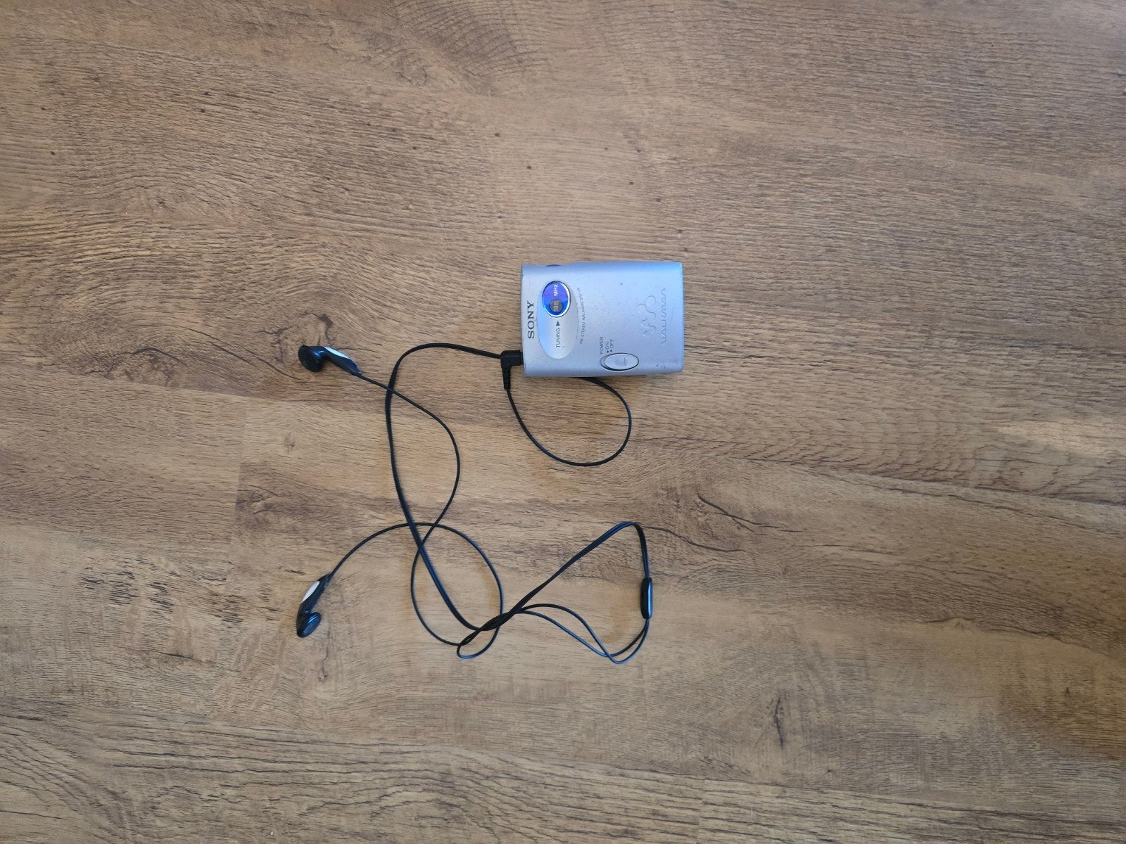 Sony SRF-56 FM Stereo Walkman-radio in een zilveren uitvoeri, Ophalen, Minidisc-speler