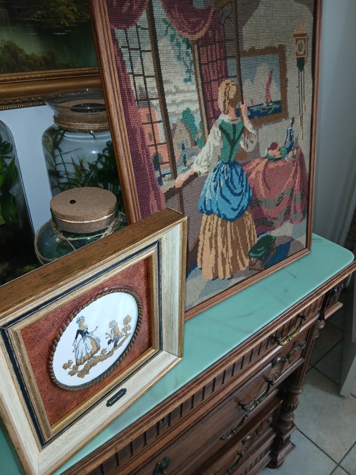 Twee Vintage kunstwerken. Geborduurde Schilderijen - Biederm, Ophalen of Verzenden