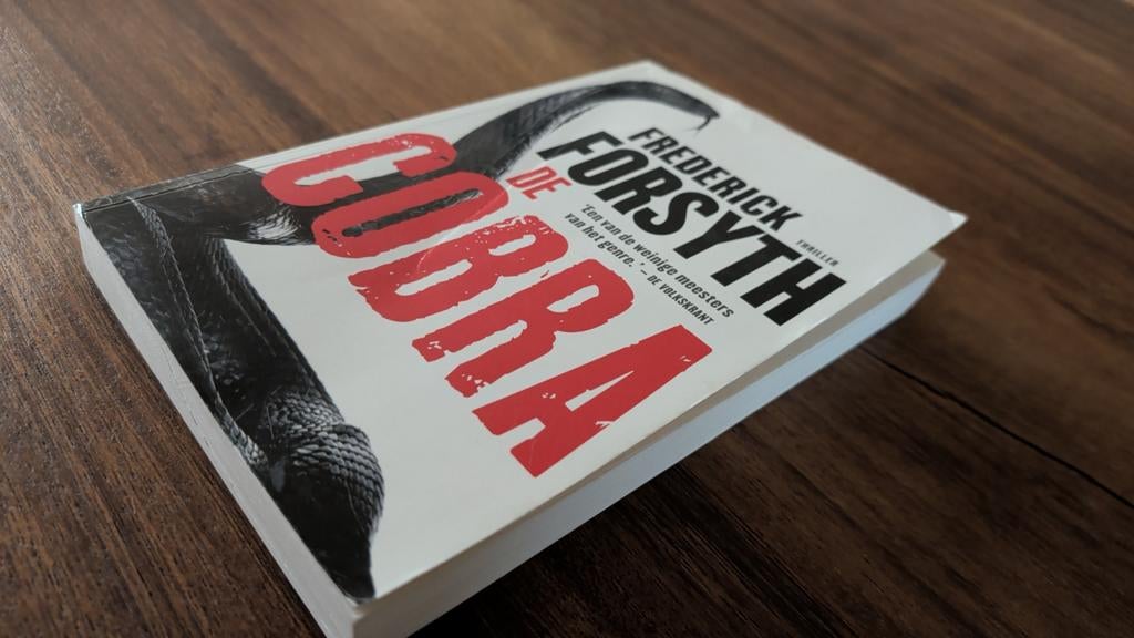 De Cobra - Frederick Forsyth (Thriller), Boeken, Thrillers, Gelezen, Nederland, Ophalen of Verzenden