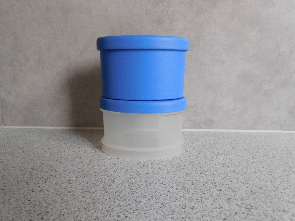 Tupperware Orient Keramische Pepermolen en Bus 125 ml. Blauw, Blauw, Overige typen, Met compartimenten, Ophalen of Verzenden