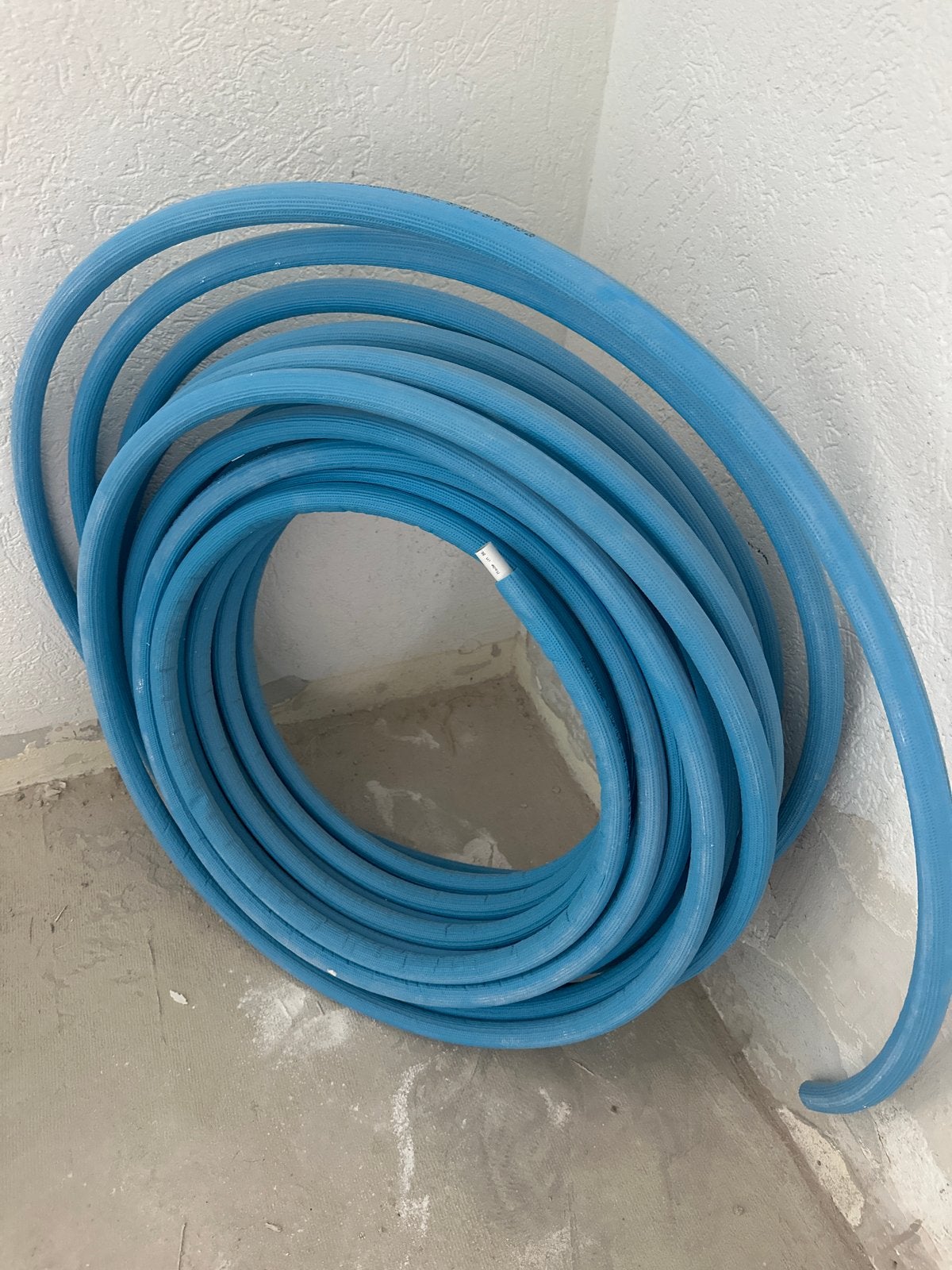 Henco Geïsoleerde flexibele leiding - Blauw, Doe-het-zelf en Verbouw, Buizen en Afvoer, Ophalen, Overige materialen, Minder dan 20 mm