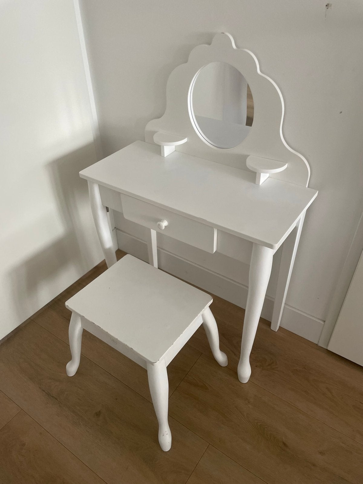 Witte kinder kaptafel met krukje Kidkraft, Ophalen, Minder dan 50 cm, Gebruikt, Minder dan 100 cm