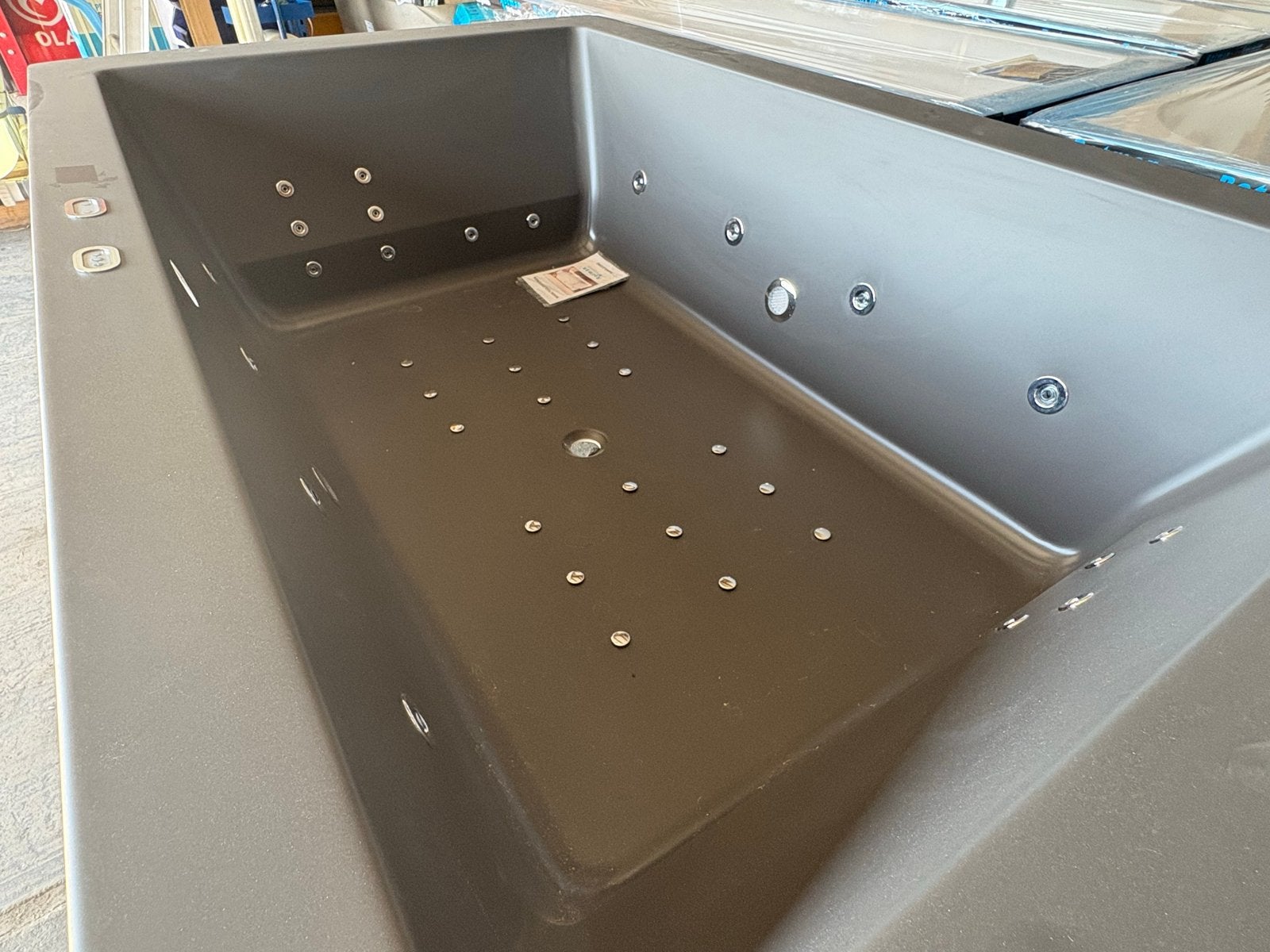 Bubbelbad Xenz Society Ebony 190x120cm - Nieuw!, Tuin en Terras, Ophalen of Verzenden, Nieuw, Vast