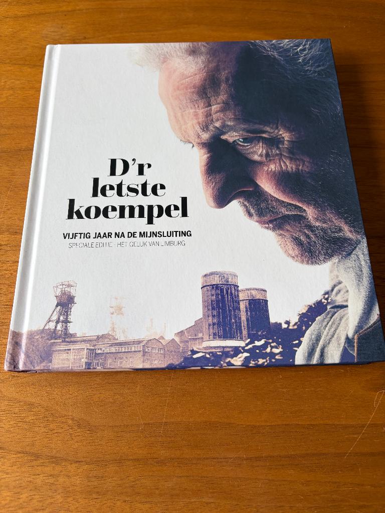 Het Geluk van Limburg, Boek D'r letste Koempel, Ophalen of Verzenden, Nieuw