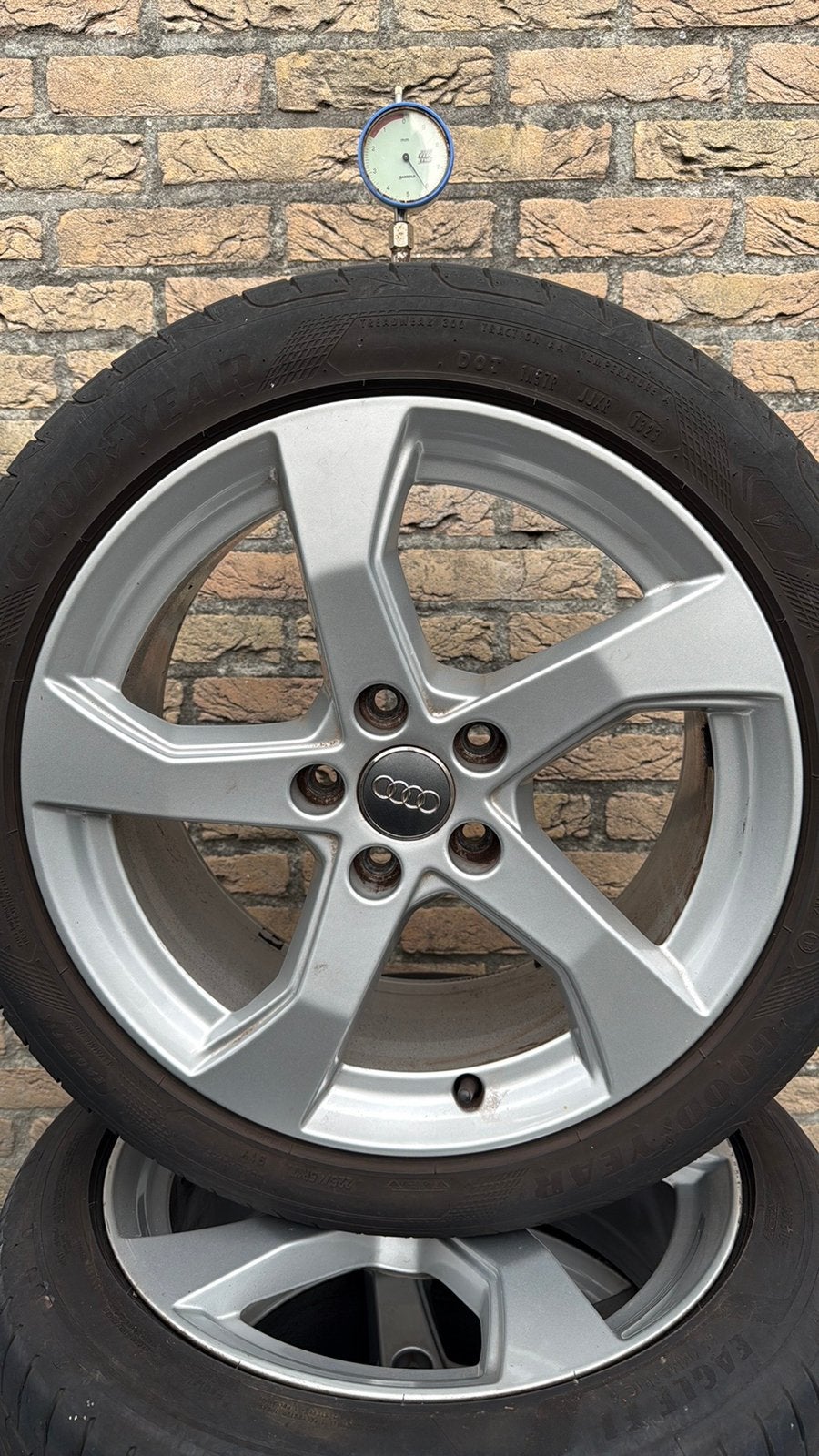 17 Inch Audi LM Velgen 5 x 112 incl banden., Auto-onderdelen, Banden en Velgen, Ophalen, Gebruikt, Banden en Velgen, 17 inch