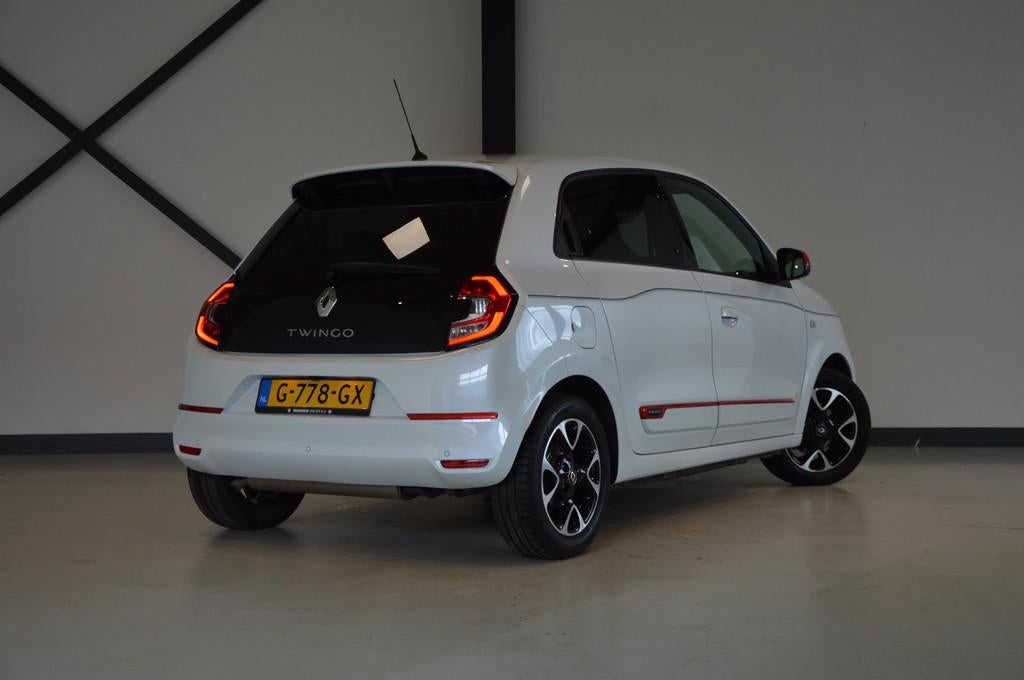Renault Twingo 1.0 SCe Intens|Apple Carplay|PDC|Camera|Autom, Auto's, Renault, Gebruikt, 4 stoelen, Leder en Stof, Origineel Nederlands