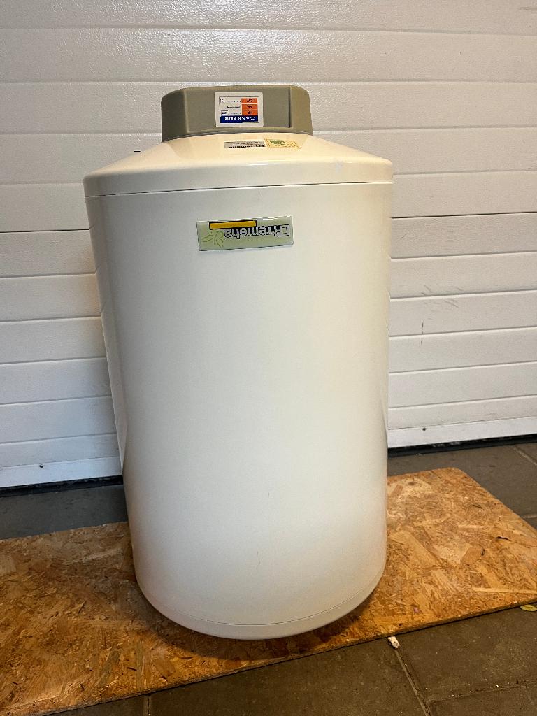 Remeha 80 liter indirect verwarmde boiler, Doe-het-zelf en Verbouw, Geisers en Boilers, Gebruikt, Boiler, 20 tot 100 liter, Ouder dan 10 jaar