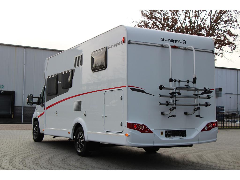 Sunlight T67 - 140PK EURO6 - ENKELE BEDDEN + HEFBED, Caravans en Kamperen, Campers, ESP-stabiliteitscontrole, Chemisch toilet