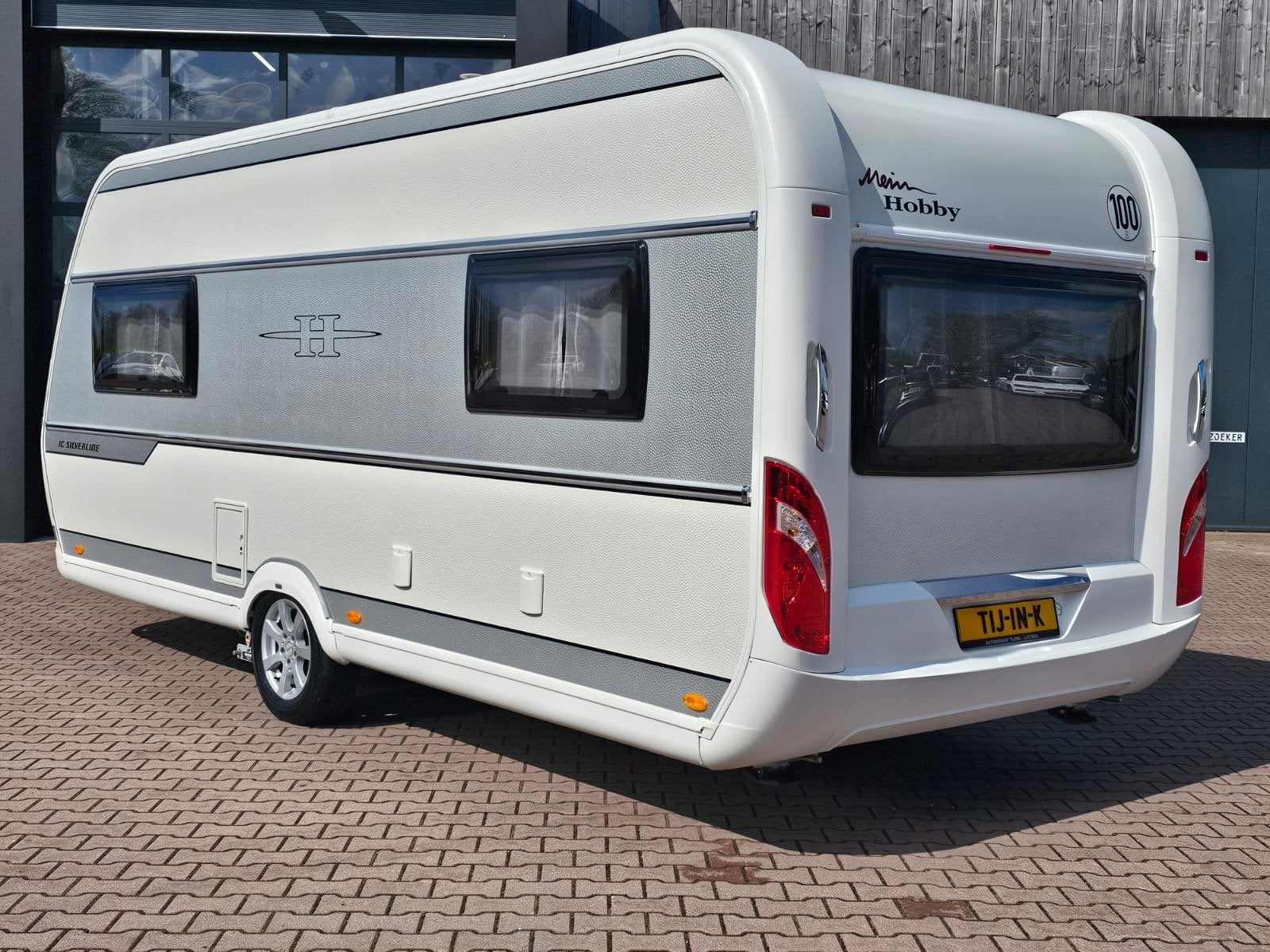 Hobby 495 UL De Luxe IC-Silverline | Enkele bedden | Mover |, Caravans en Kamperen, Koelkast, Rondzit, Hobby, Bedrijf