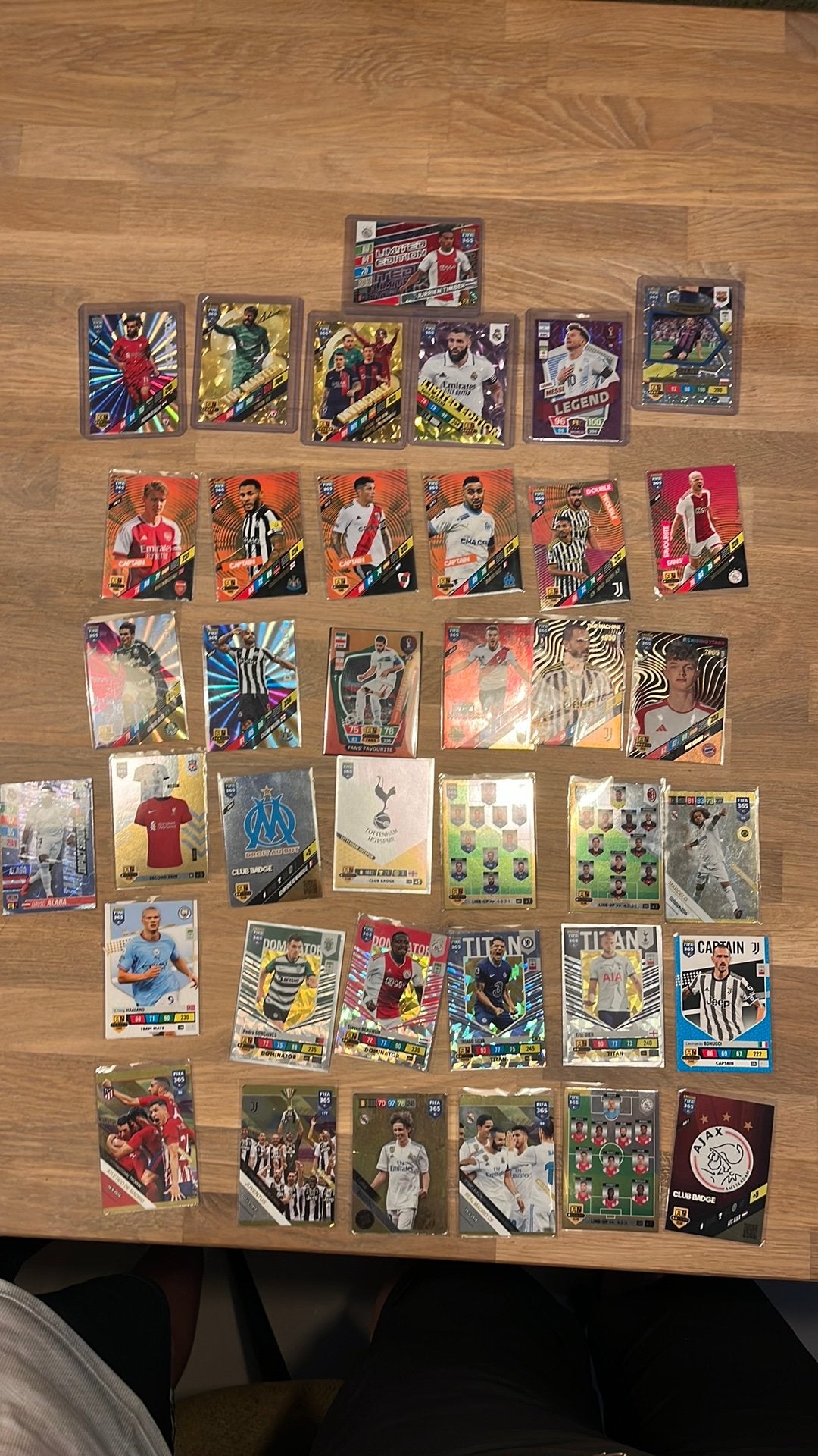 Adrenalyn voetbal plaatjes moderantly played  37   rares, Ophalen, Zo goed als nieuw, Meerdere kaarten