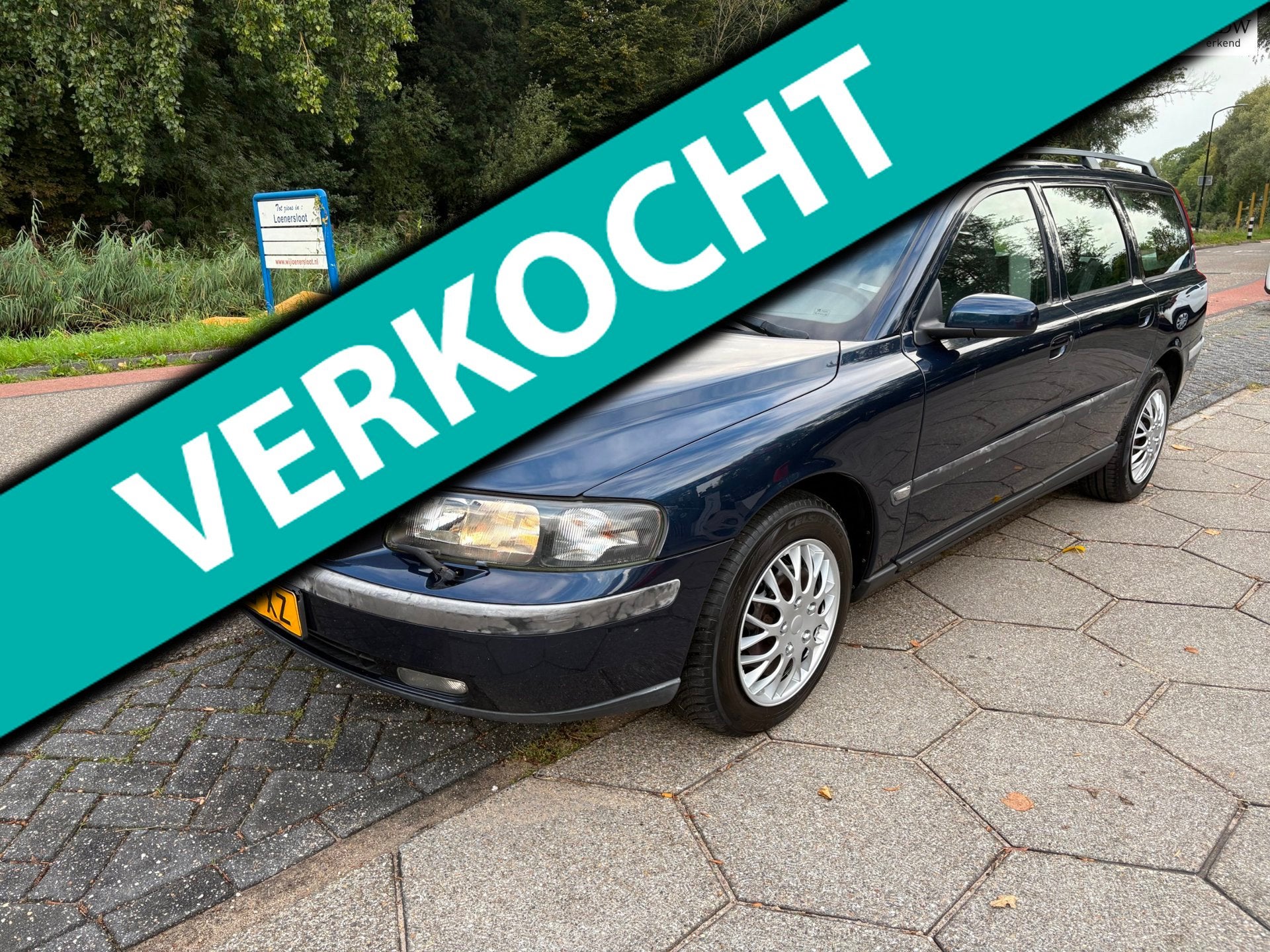 Volvo V70 2.4 Edition II + NIEUWE DISTRIBUTIE!, Voorwielaandrijving, Dealer onderhouden, Blauw, Euro 4