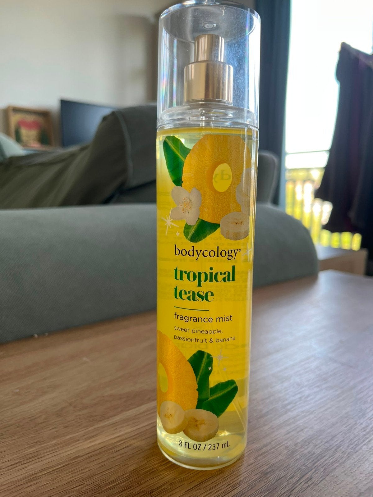 Bodycology Tropical Tease Body Spray, Sieraden, Tassen en Uiterlijk, Uiterlijk | Lichaamsverzorging, Ophalen of Verzenden, Zo goed als nieuw