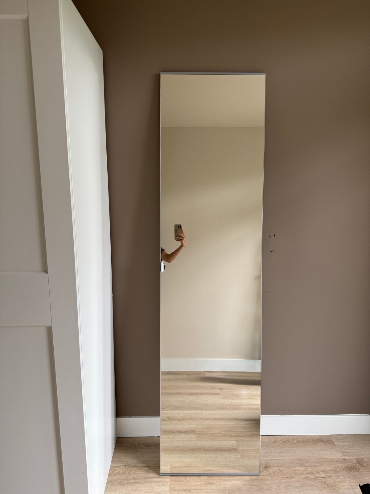 IKEA VIKEDAL kastdeur 50x195 met BILLSBRO handvat, Minder dan 50 cm, Gebruikt, Ophalen of Verzenden, Glas