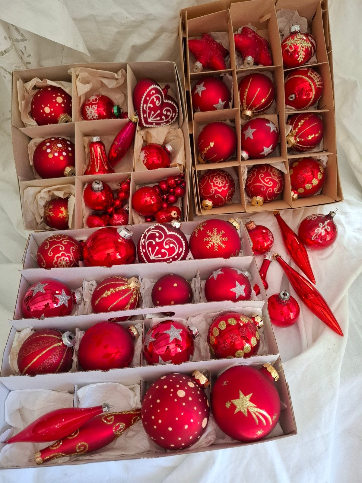 54 vintage rode glazen kerstballen, Diversen, Kerst, Ophalen of Verzenden