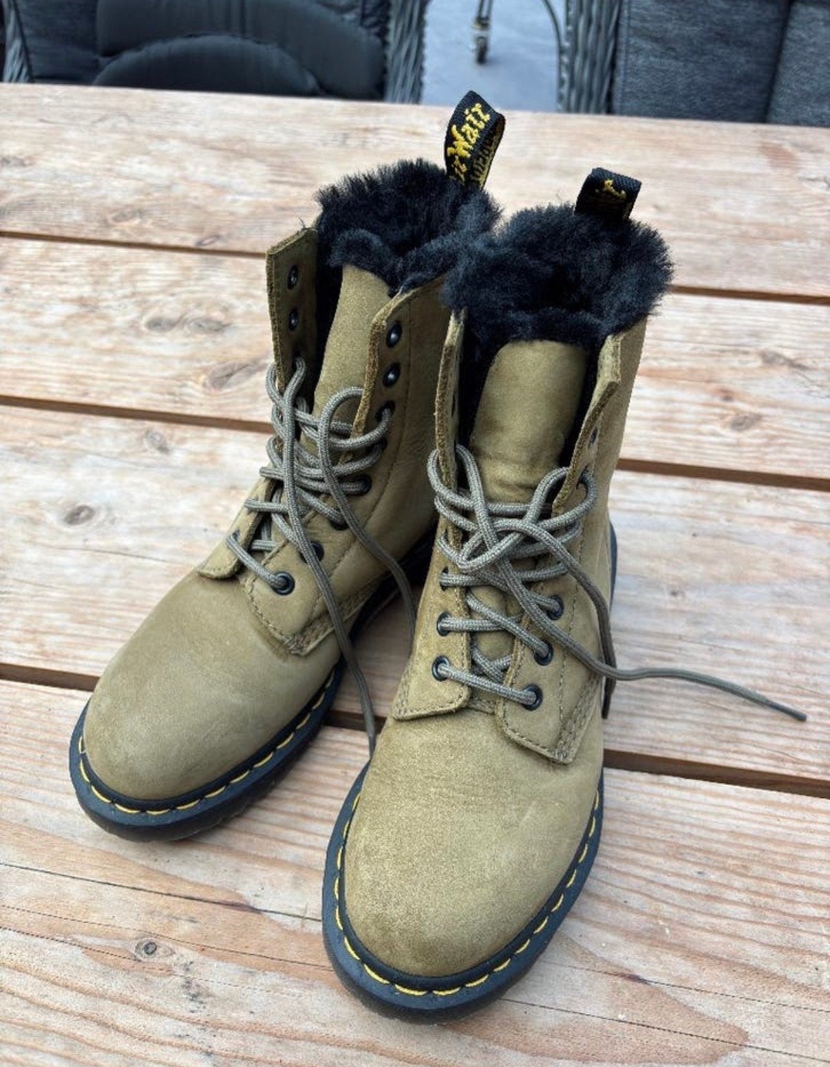 Dr. Martens 1460 Pascal bont gevoerd - maat 38, Kleding | Dames, Ophalen of Verzenden, Gedragen, Overige kleuren, Lage of Enkellaarzen