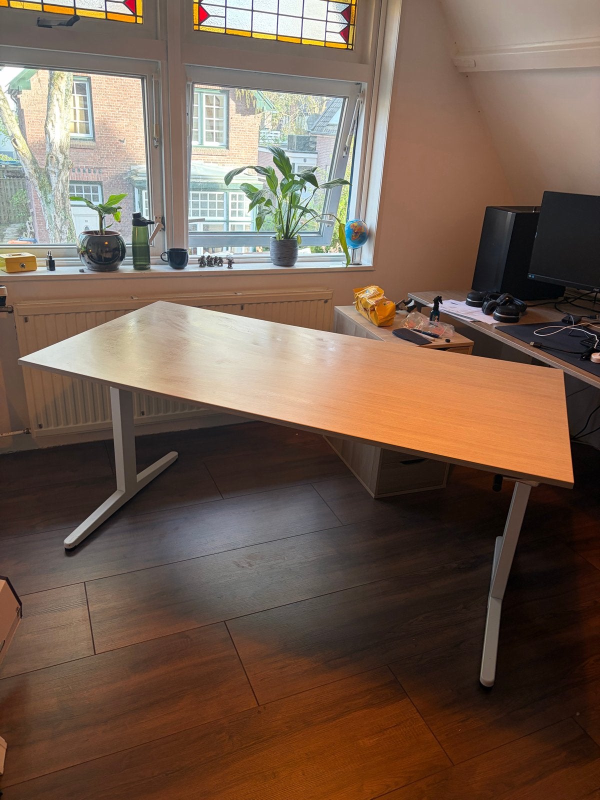 Ahrend Bureau 160x80 cm - Hoogte Verstelbaar Bureau, Ophalen, 160 cm, Gebruikt, In hoogte verstelbaar