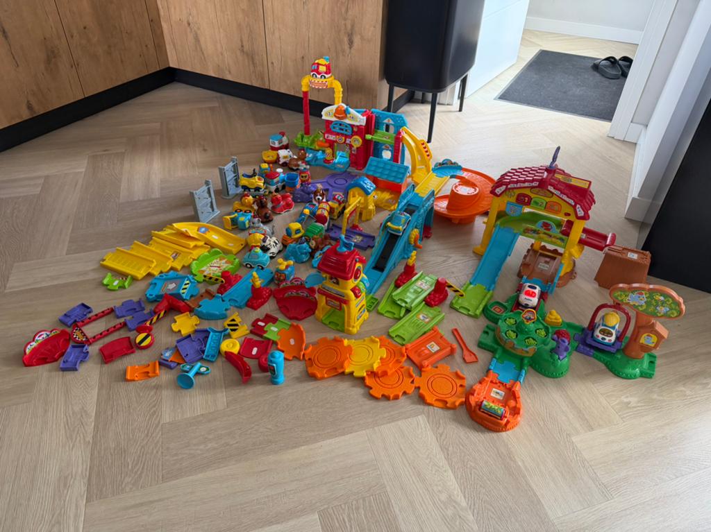 Toet toet autos, Ophalen, Gebruikt, 2 tot 4 jaar